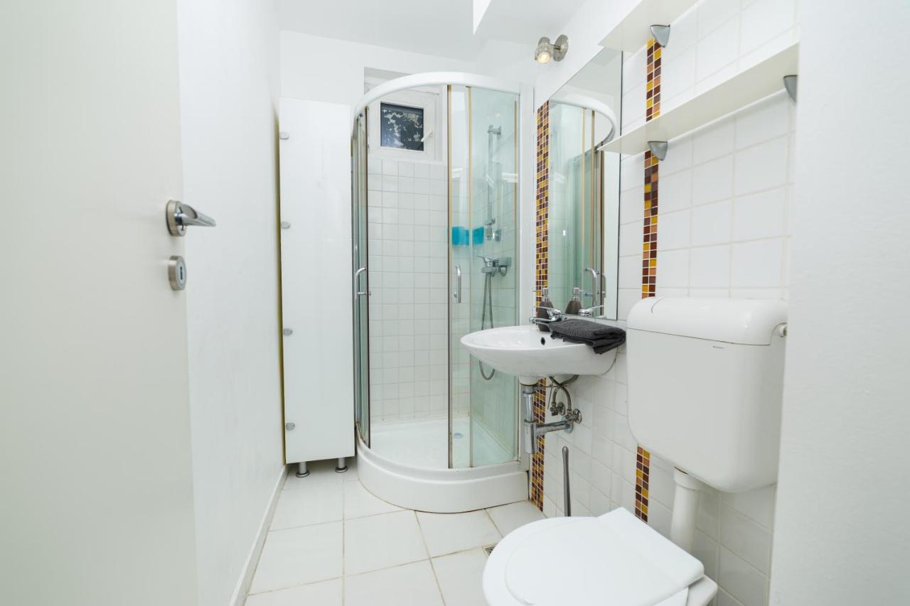 Colorapartments Bratianu44 Boulevard * Bucharest