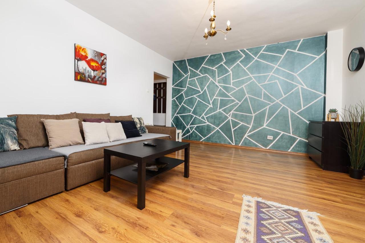 Colorapartments Bratianu44 Boulevard *